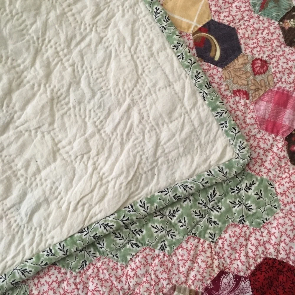 Antique Hand Quilted Flower Garden Quilt - Picture 8 of 8